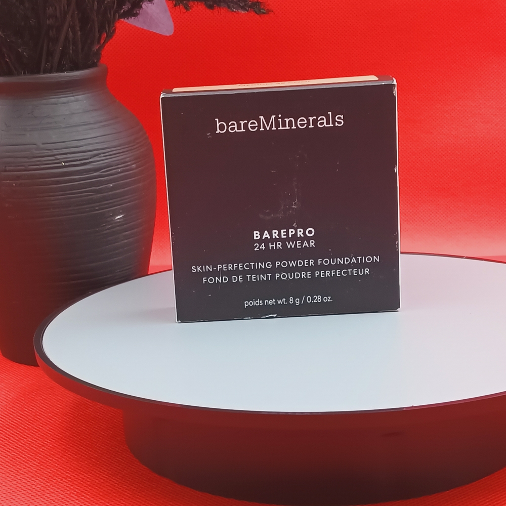 bareMinerals BAREPRO Powder Foundation